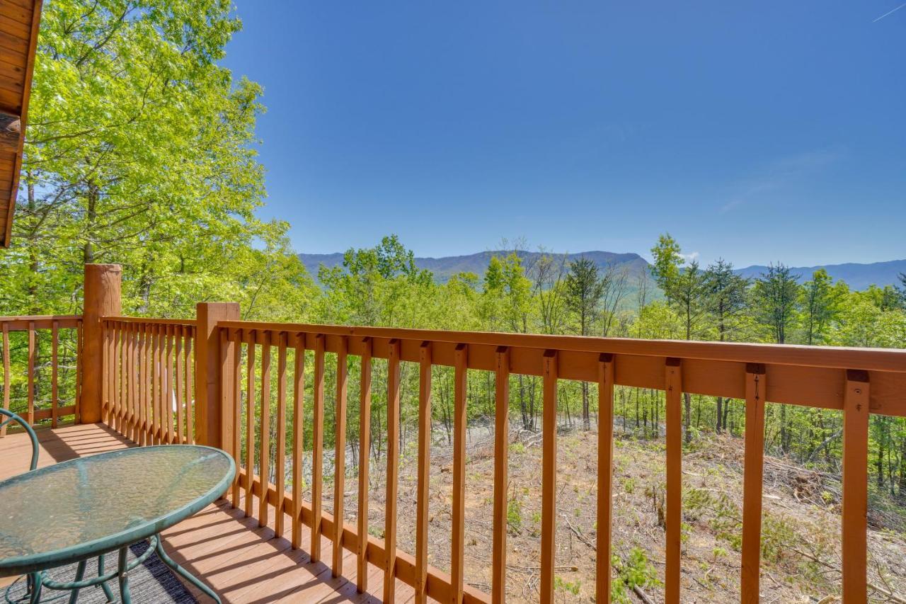 Smoky Mountain Vacation Rental Cabin With Hot Tub! Gatlinburg Exterior photo